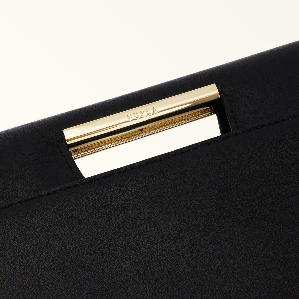 Furla Giada Pouch – black