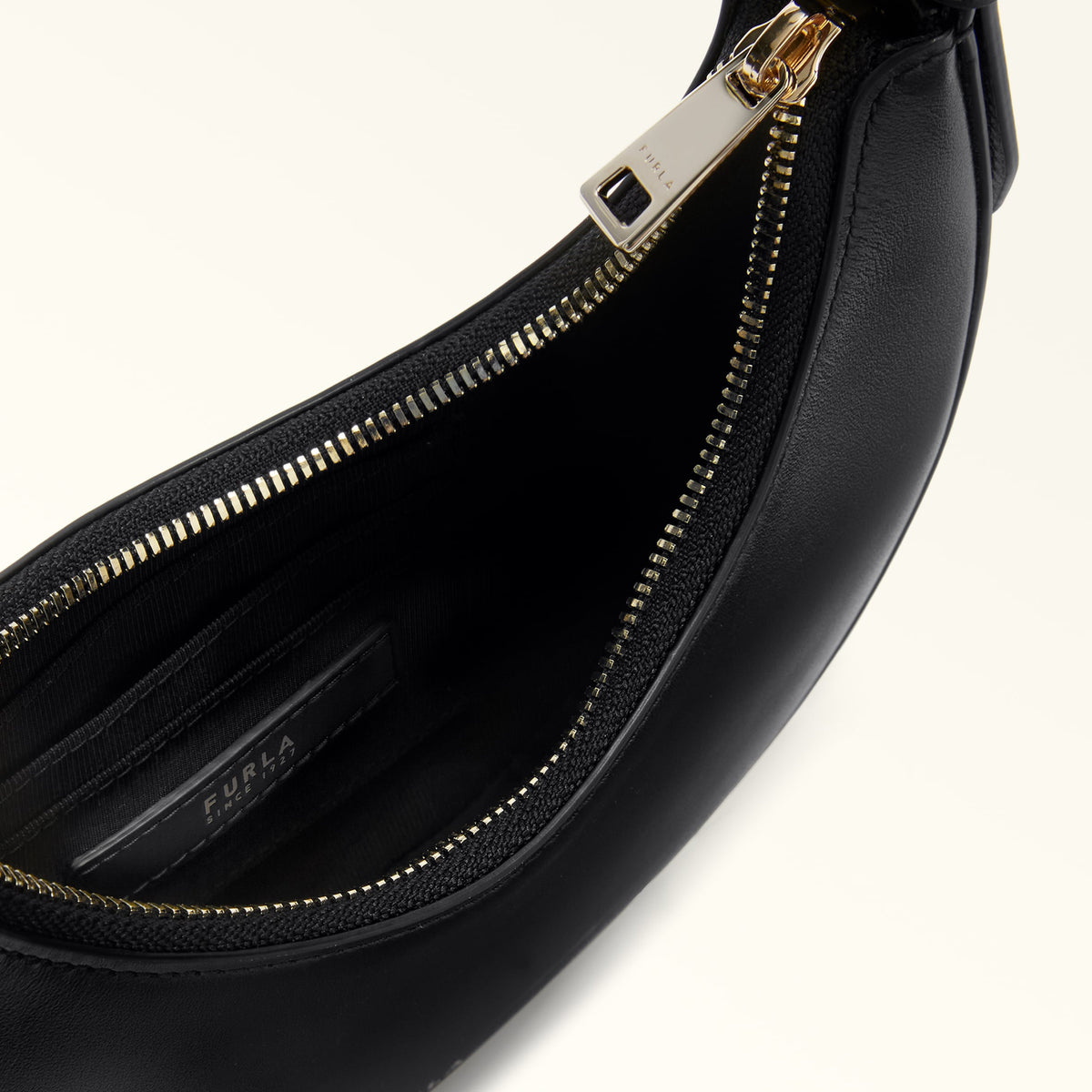 Black Furla Delizia Mini Shoulder Bag, natural leather – view 4