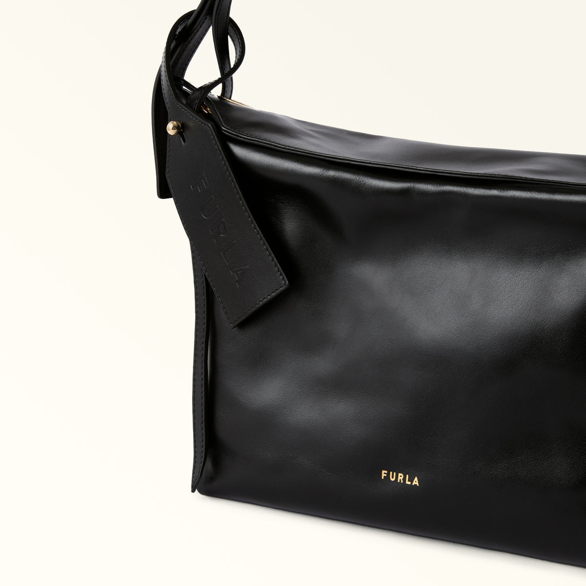 Black Furla Ginevra M Shoulder Bag, natural leather – view 2