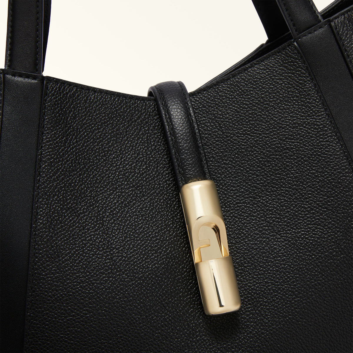 Black Furla Goccia L Hobo Aw25, natural leather – view 2