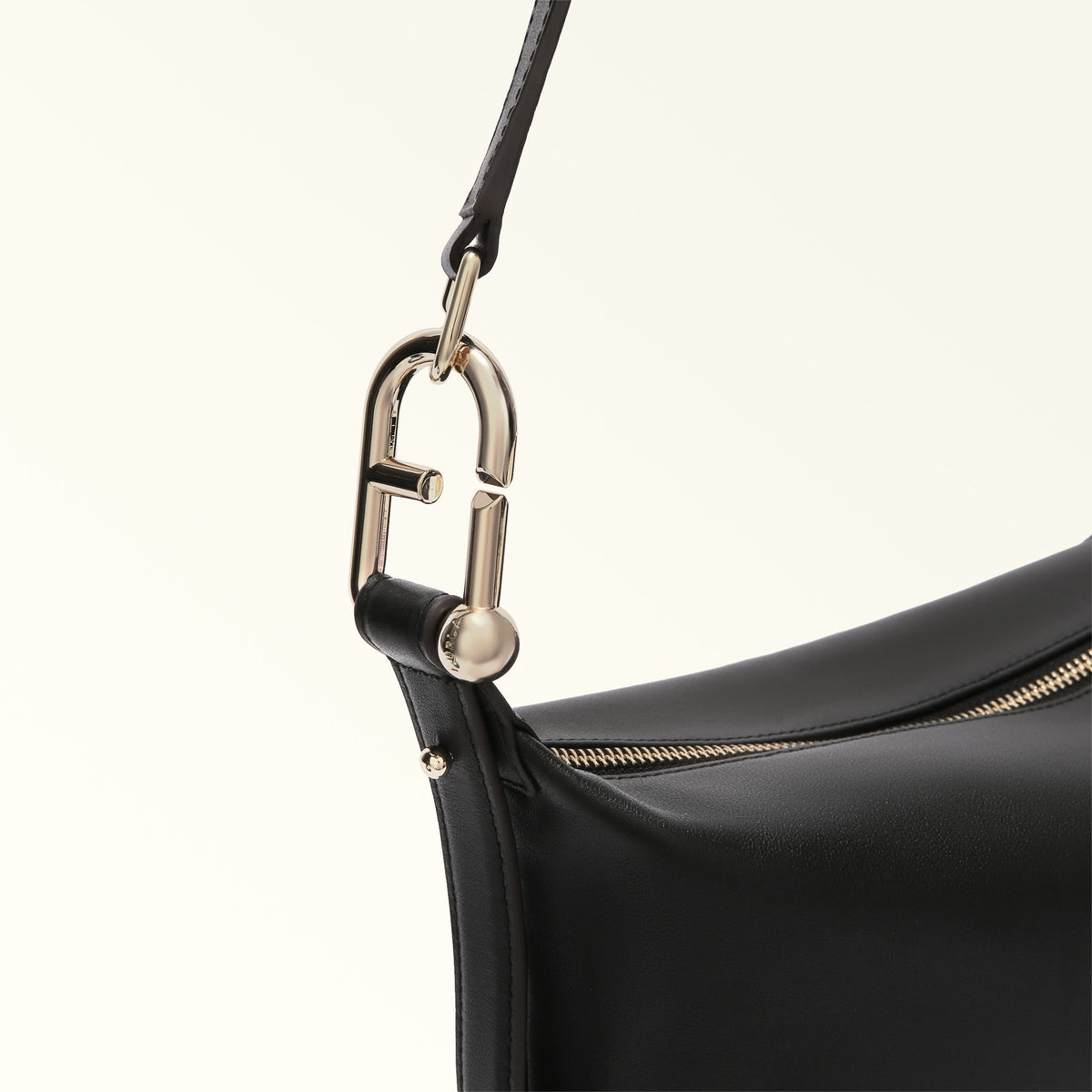 Black Furla Tonie M Hobo Aw25, natural leather – view 2