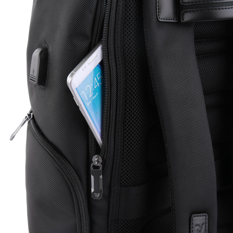 Biz 4.0 backpack with 15.6" laptop holder and usb