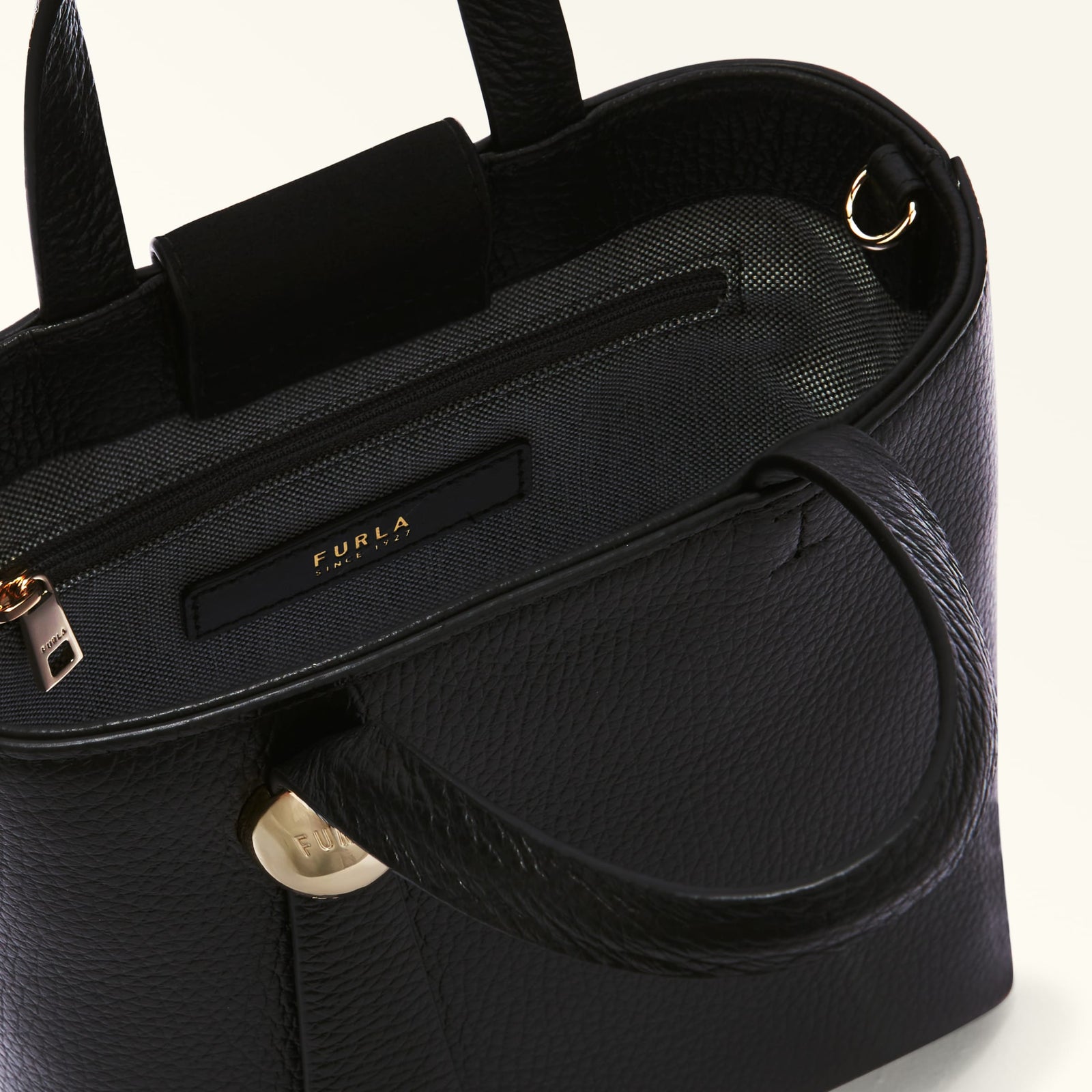 【FURLA】 Furla - Furla Sfera Leather handbag Pink - The Corner
