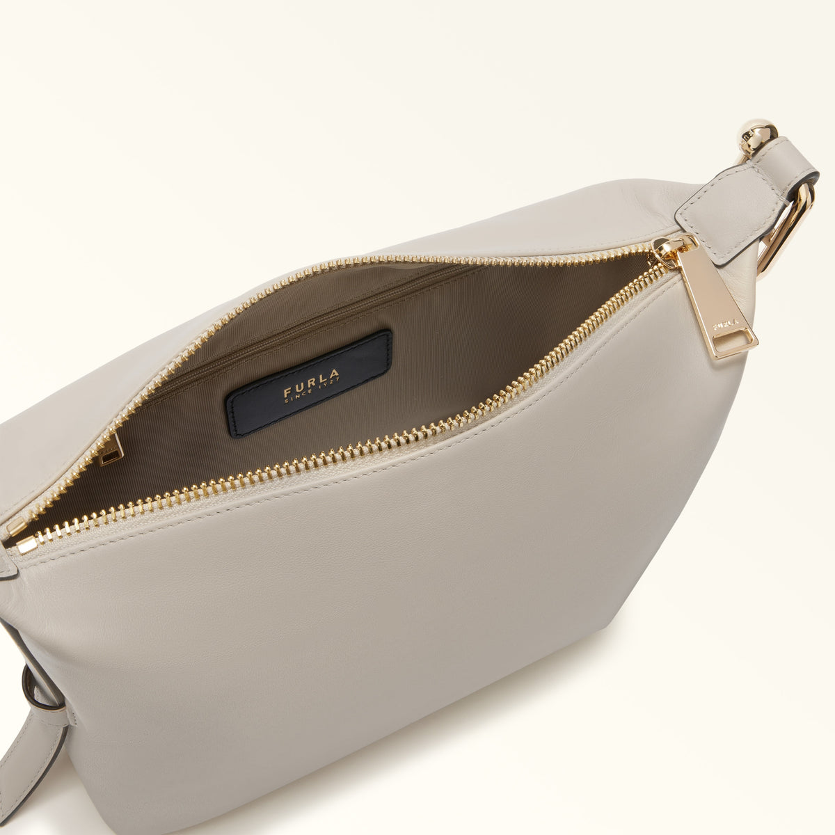 Taupe Furla Tonie M Hobo Aw25, natural leather – view 3