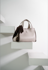 Off White Plinio Visona FRIDA Tote bag, shoulder bag natural leather